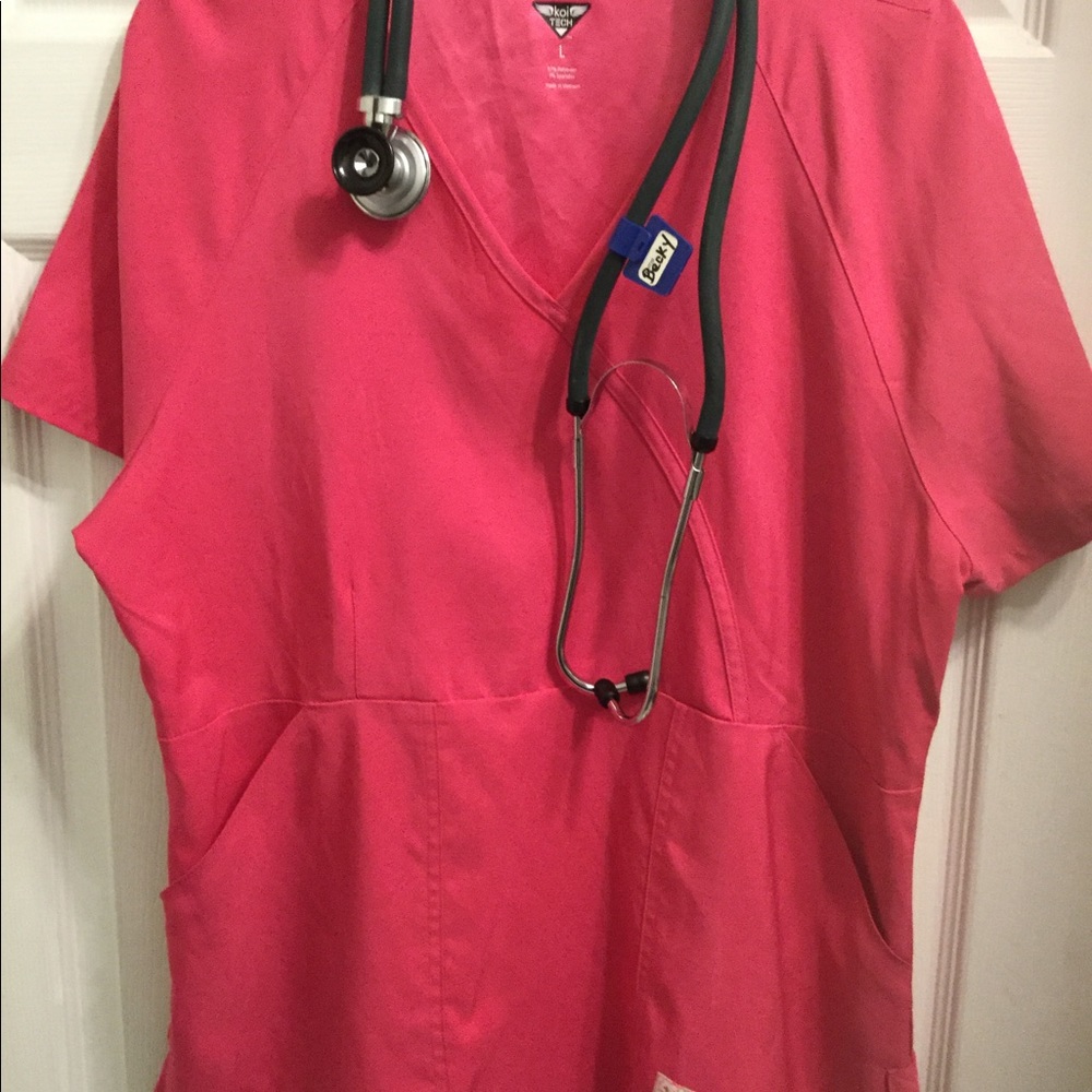 🌺Silky scrub top🌺